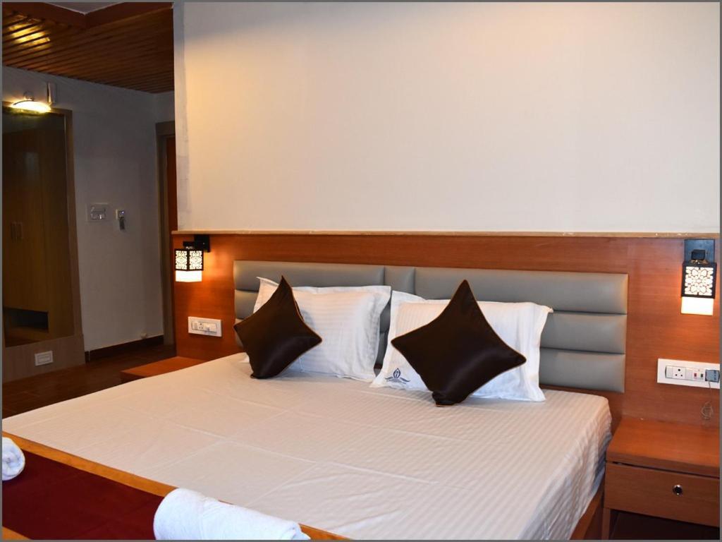 Subarnarekha Inn Jhargram Exteriér fotografie